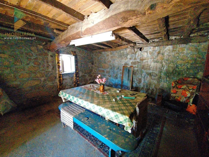 Moradia T1 para Venda em Vale Foto 8