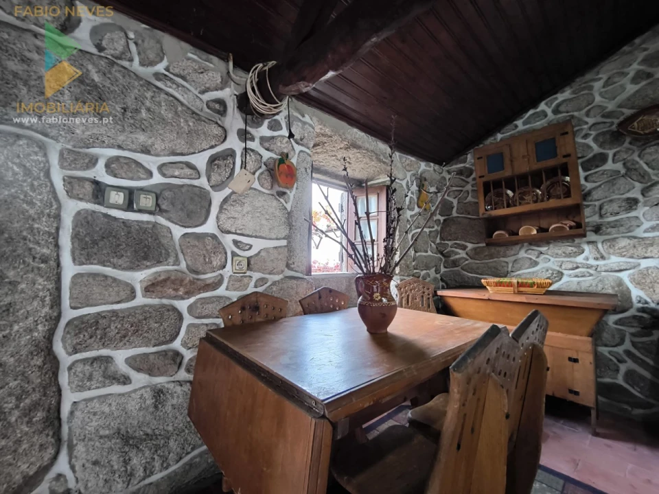 Moradia T3 para Venda em Cabreiro Foto 13