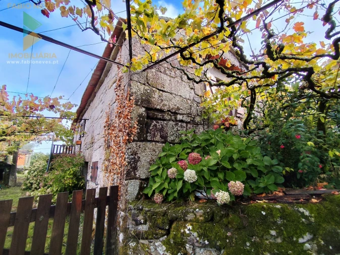 Moradia T3 para Venda em Cabreiro Foto 8