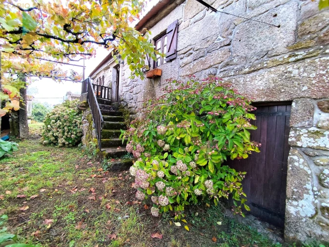 Moradia T3 para Venda em Cabreiro Foto 1