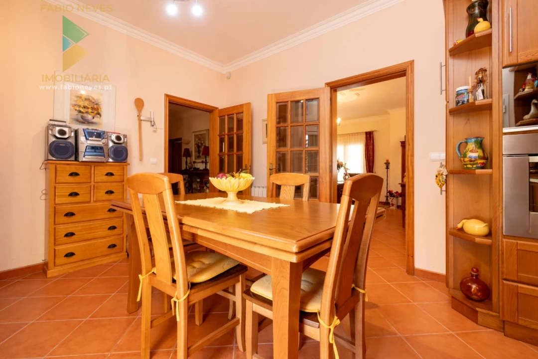 Moradia T3 para Venda em Refoios do Lima Foto 12