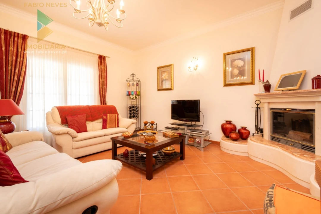 Moradia T3 para Venda em Refoios do Lima Foto 13