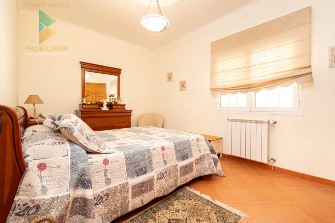 Moradia T3 para Venda em Refoios do Lima Foto 24