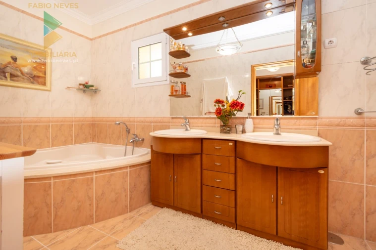 Moradia T3 para Venda em Refoios do Lima Foto 33