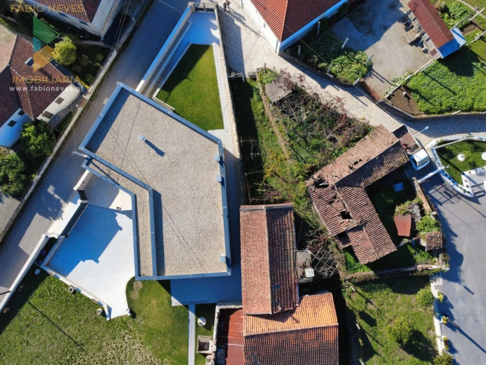 Moradia T2 para Venda em Vilela, São Cosme e São Damião e Sá Foto 9