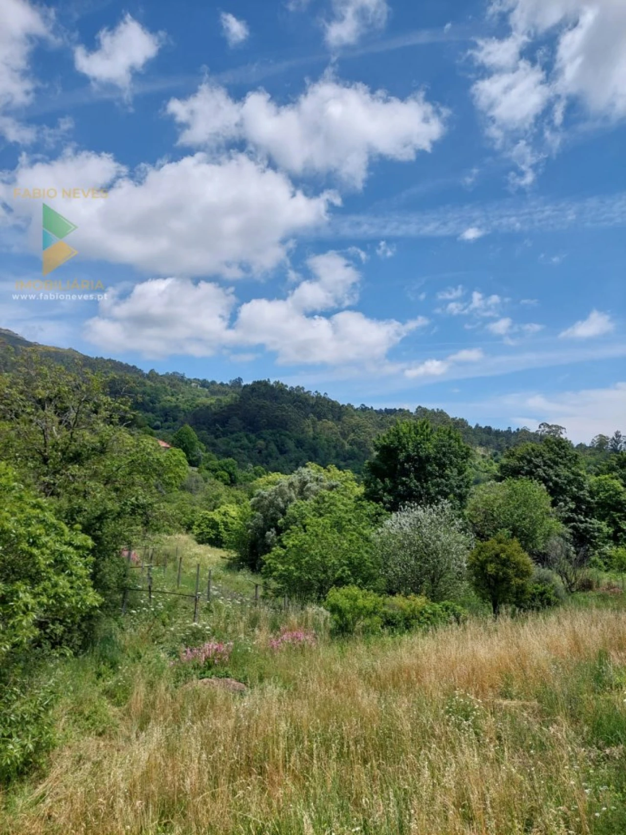 Moradia T2 para Venda em Refoios do Lima Foto 8