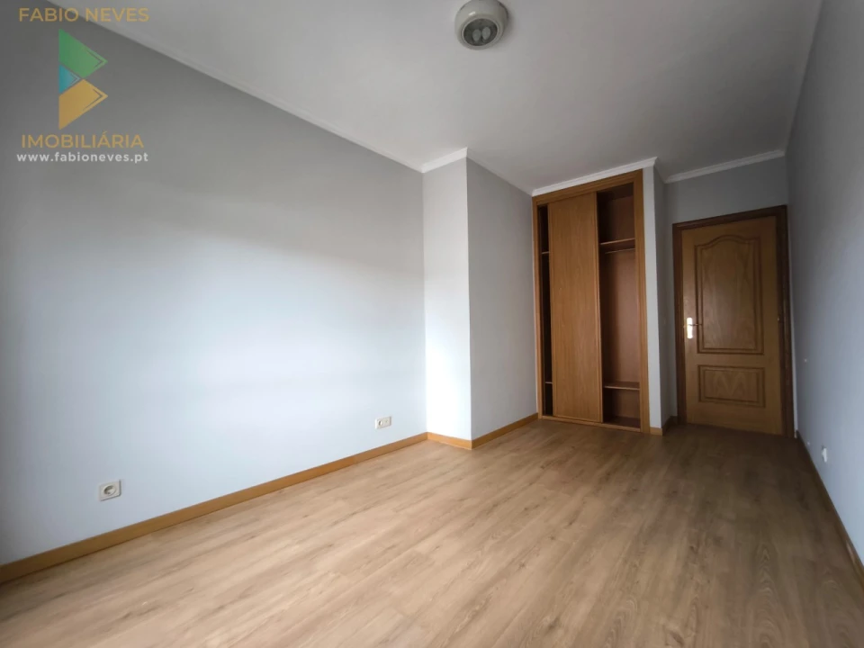 Apartamento T2 para Venda em Valença, Cristelo Covo e Arão Foto 9