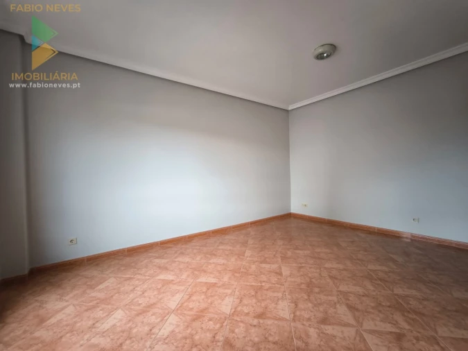 Apartamento T2 para Venda em Valença, Cristelo Covo e Arão Foto 7