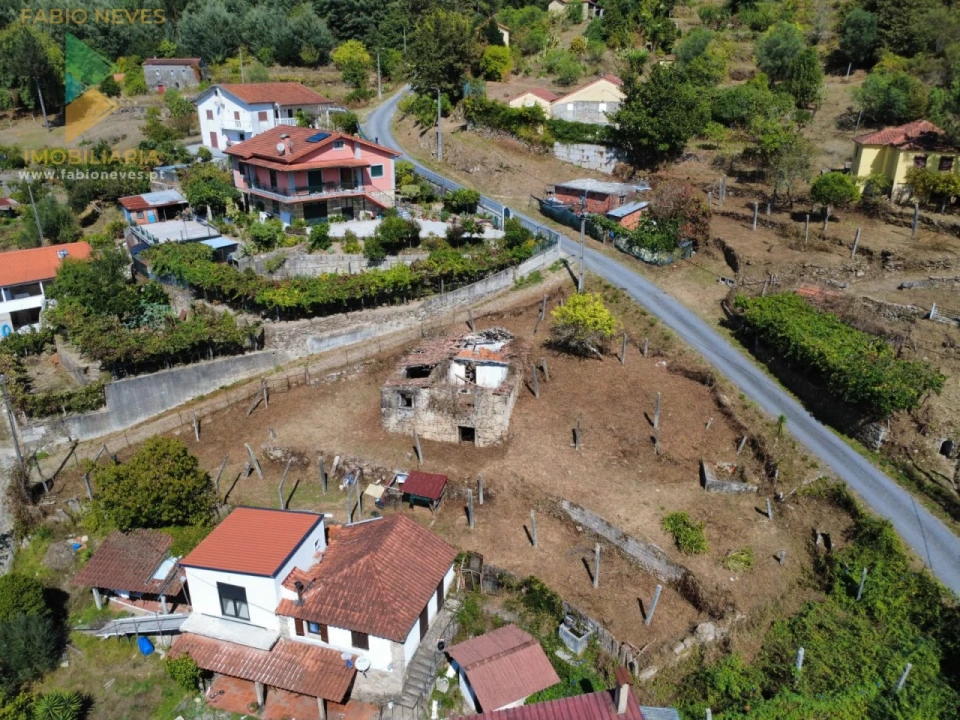 Moradia T3 para Venda em Vilela, São Cosme e São Damião e Sá Foto 12