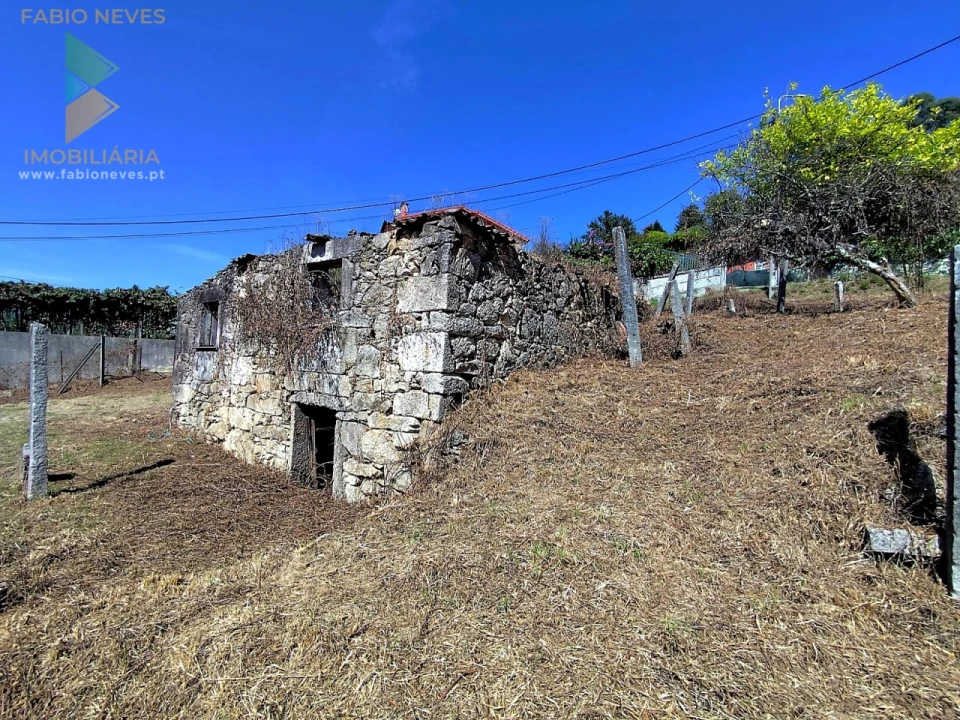 Moradia T3 para Venda em Vilela, São Cosme e São Damião e Sá Foto 8