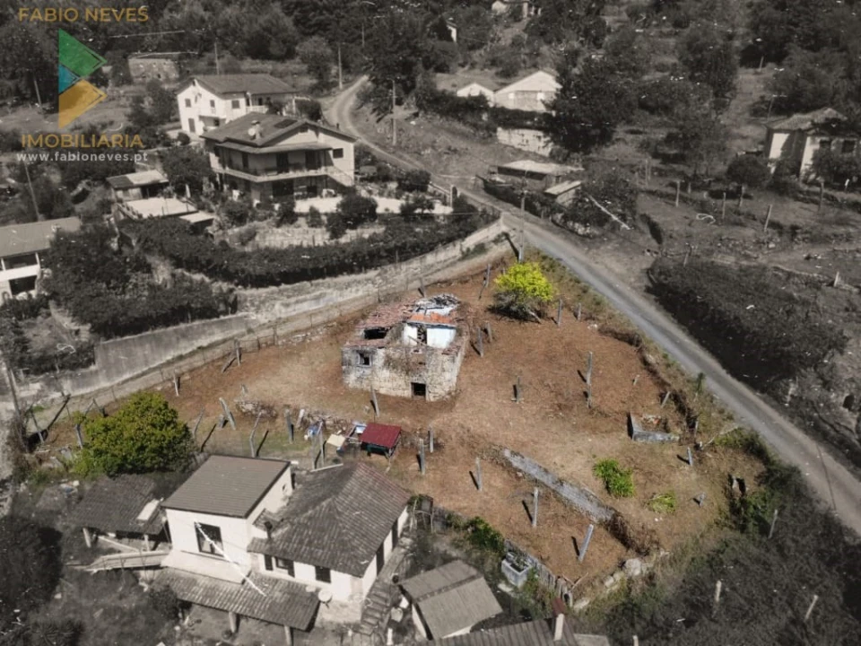 Moradia T3 para Venda em Vilela, São Cosme e São Damião e Sá Foto 4