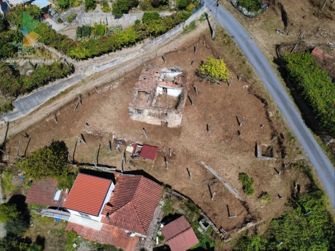 Moradia T3 para Venda em Vilela, São Cosme e São Damião e Sá Foto 13