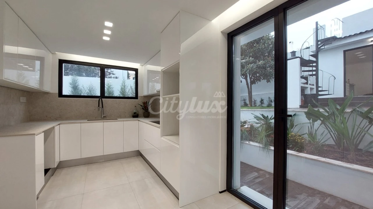 Moradia T5 para Venda em Cascais e Estoril Foto 20