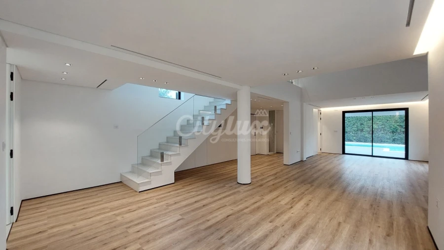 Moradia T5 para Venda em Cascais e Estoril Foto 2