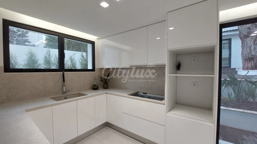 Moradia T5 para Venda em Cascais e Estoril Foto 18