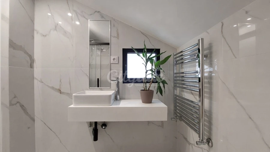 Moradia T5 para Venda em Cascais e Estoril Foto 48