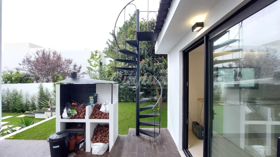 Moradia T5 para Venda em Cascais e Estoril Foto 59