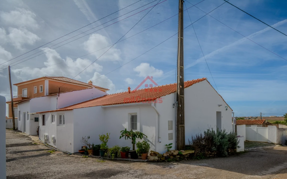 Moradia T2 para Venda em São Pedro da Cadeira Foto 20