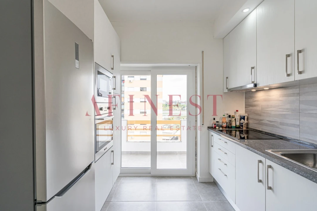 Apartamento T2 para Arrendamento em Amora Foto 10