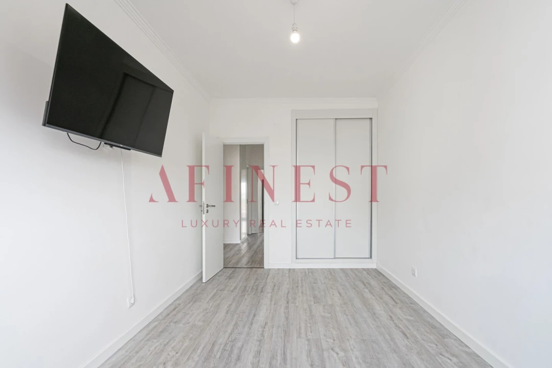 Apartamento T2 para Arrendamento em Amora Foto 19