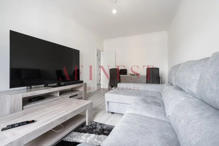 Apartamento T2 para Venda em Amora Foto 2