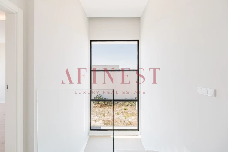 Moradia T4 para Venda em Carcavelos e Parede Foto 32