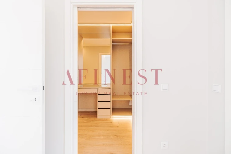 Moradia T4 para Venda em Carcavelos e Parede Foto 37