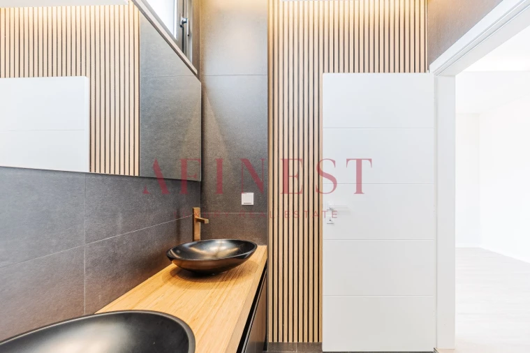 Moradia T4 para Venda em Carcavelos e Parede Foto 44