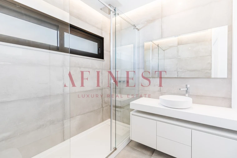 Moradia T4 para Venda em Carcavelos e Parede Foto 52