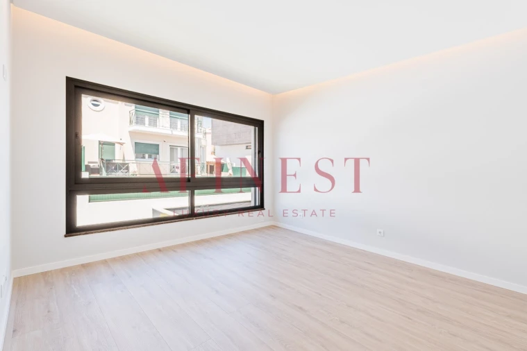 Moradia T4 para Venda em Carcavelos e Parede Foto 53