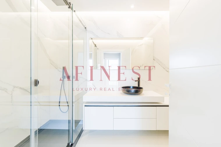 Moradia T4 para Venda em Carcavelos e Parede Foto 62