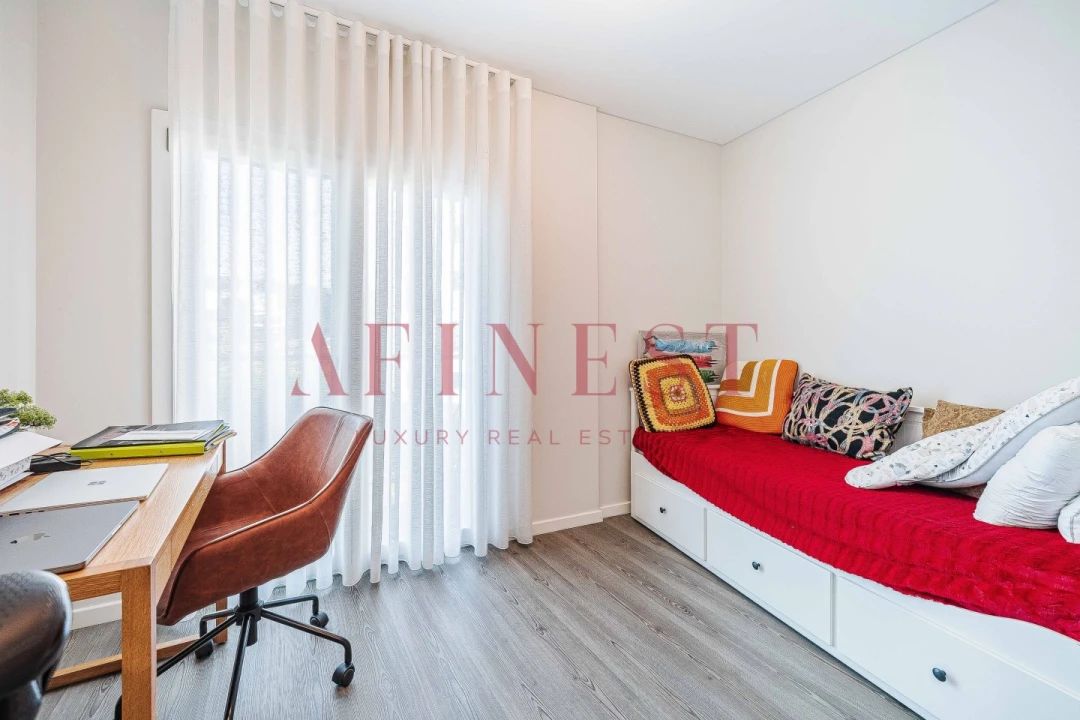 Apartamento T3 para Venda em Ramada e Caneças Foto 17