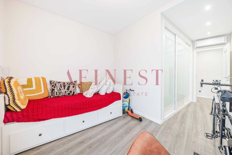 Apartamento T3 para Venda em Ramada e Caneças Foto 18