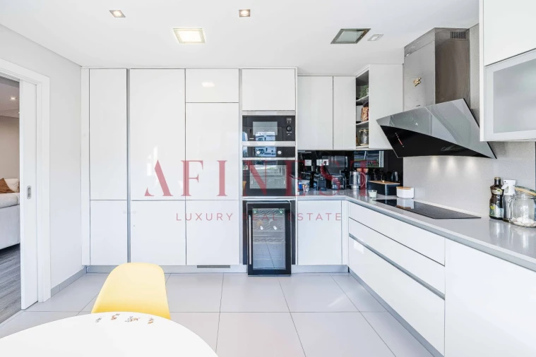 Apartamento T3 para Venda em Ramada e Caneças Foto 14