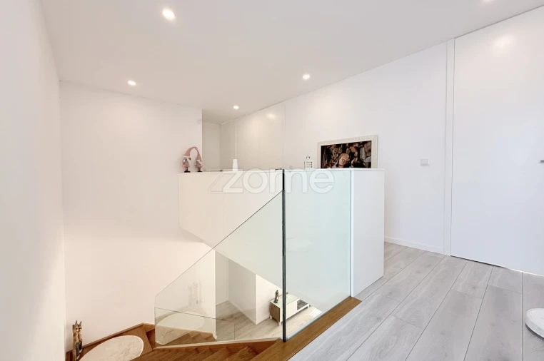 Moradia T4 para Venda em Louro Foto 28