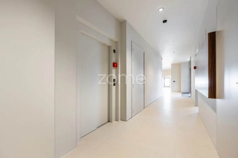 Apartamento T1 para Venda em Covilhã e Canhoso Foto 11