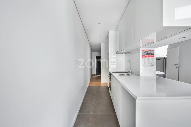 Prédio para Venda em Cedofeita, Santo Ildefonso, Sé, Miragaia, São Nicolau e Vitória Foto 10