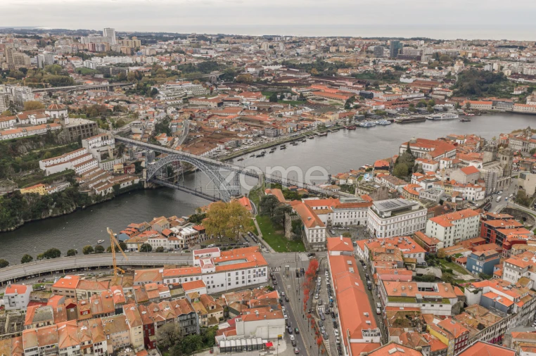 Moradia T2 para Venda em Cedofeita, Santo Ildefonso, Sé, Miragaia, São Nicolau e Vitória Foto 12