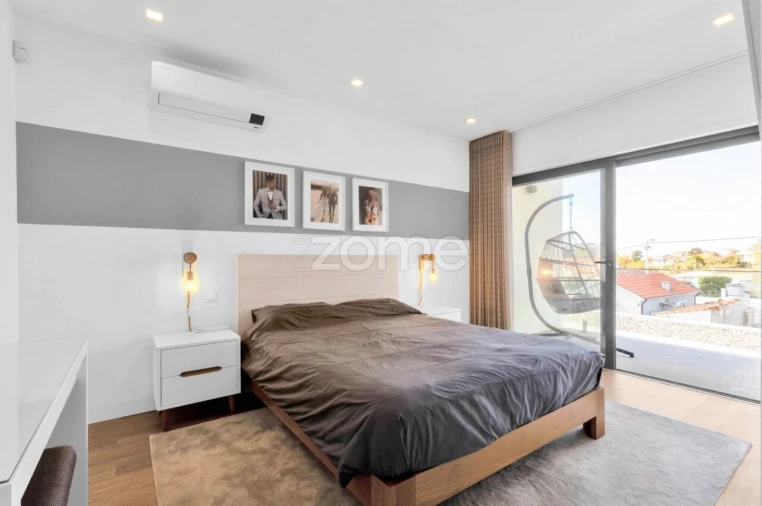 Moradia T4 para Venda em Canidelo Foto 20