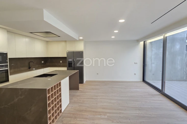 Moradia T3 para Venda em Merelim (São Pedro) e Frossos Foto 5