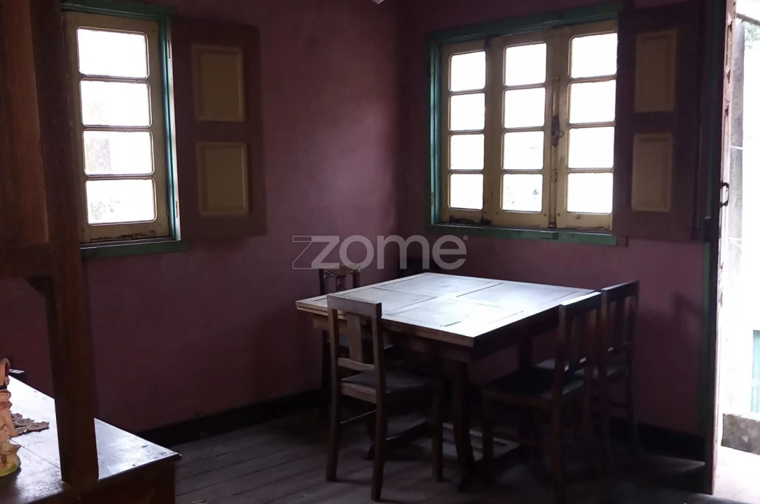 Moradia T3 para Venda em Trezoi Foto 21