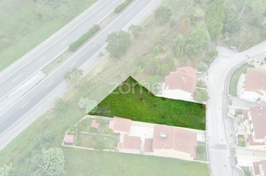 Terreno para Venda em Antuzede e Vil de Matos Foto 13