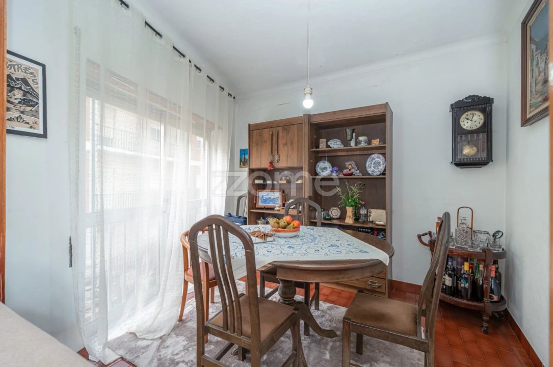 Moradia T5 para Venda em São Martinho do Bispo e Ribeira de Frades Foto 5