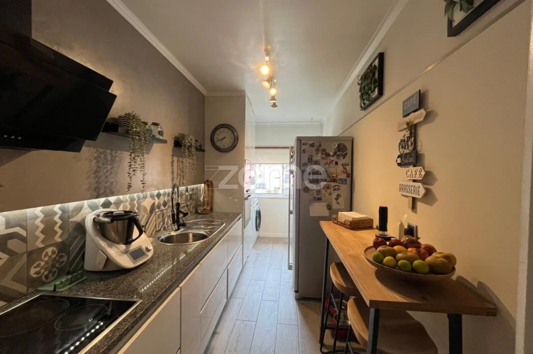 Apartamento T3 para Venda em Cacém e São Marcos Foto 10