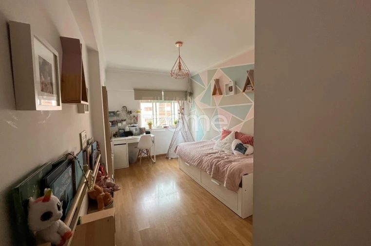 Apartamento T3 para Venda em Cacém e São Marcos Foto 34
