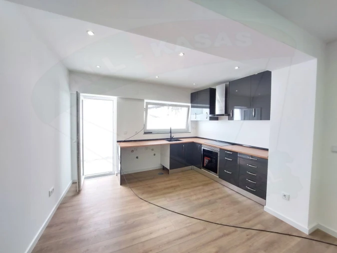 Apartamento T4 para Venda em Sé e São Lourenço Foto 5