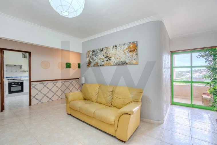 Apartamento T3 para Venda em Rio de Mouro Foto 2