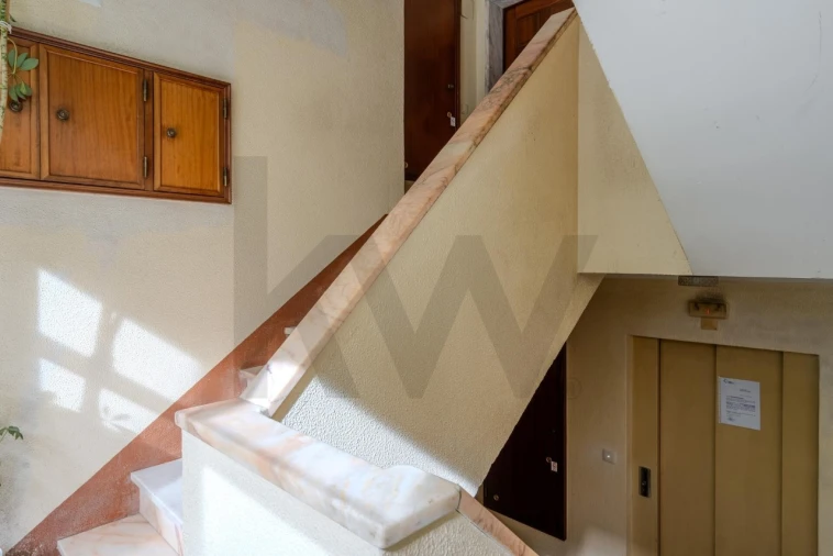 Apartamento T3 para Venda em Rio de Mouro Foto 34