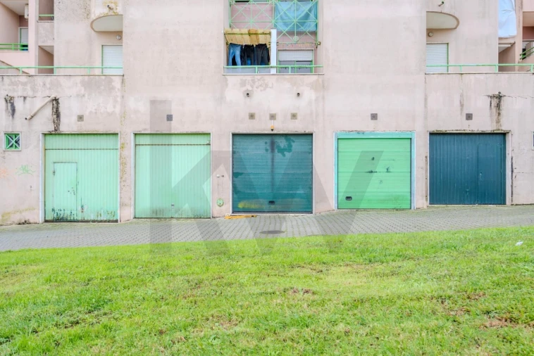 Apartamento T3 para Venda em Rio de Mouro Foto 39
