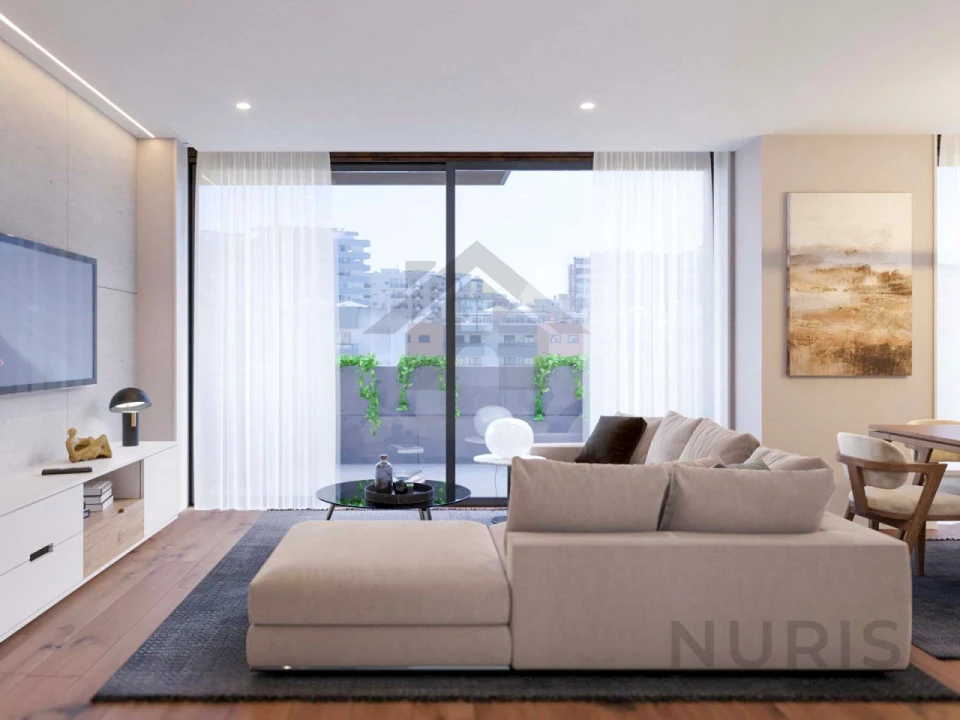 Apartamento T1 para Venda em Portimão Foto 6